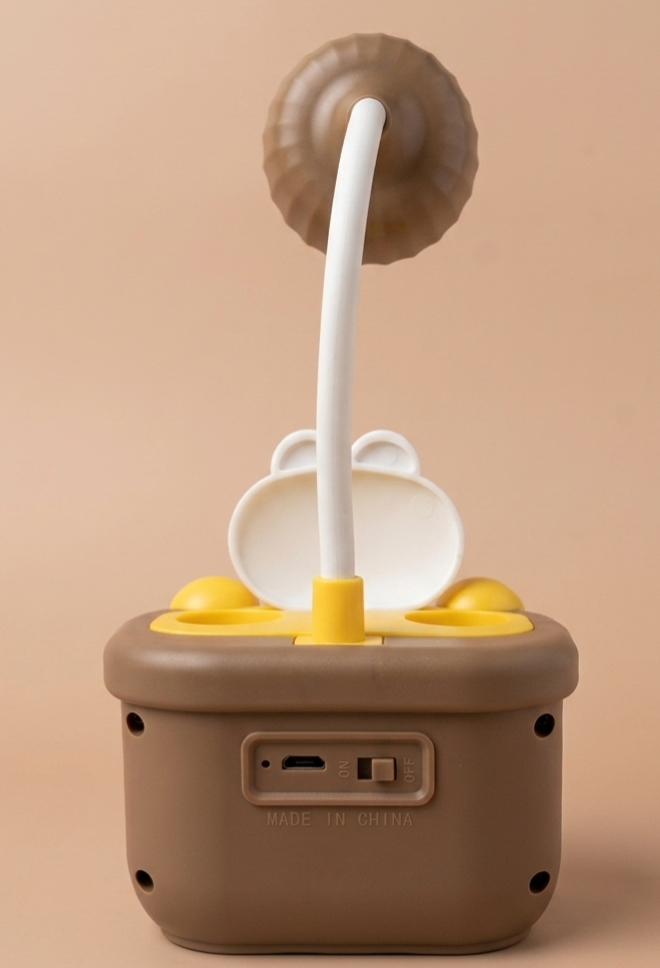 Crackles Cute Animal Table Lamp – image 2