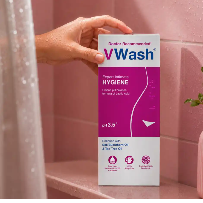Vwash Plus Expert Intimate Hygiene Wash for Women With pH 3.5
