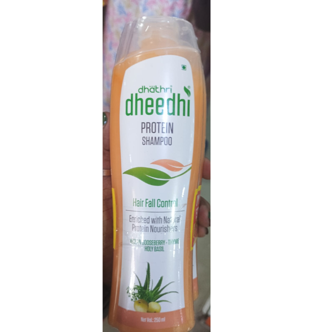 Dhathri Dheedhi protein shampoo 250ml buy 1 get 1
